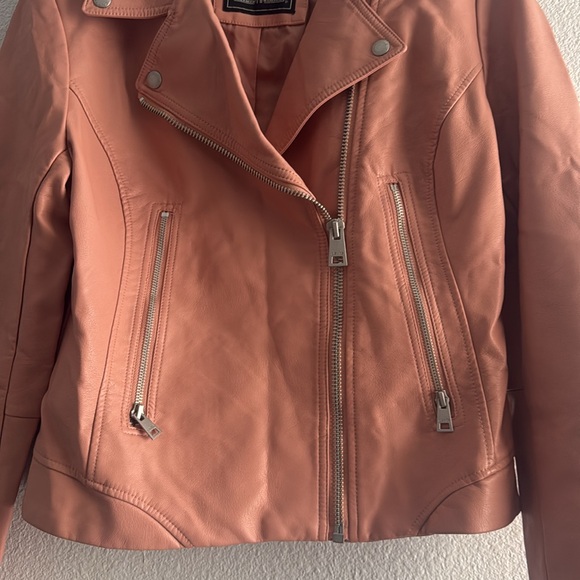 Levi's womens Faux Leather Asymmetrical Moto Jacket size M - Picture 6 of 11